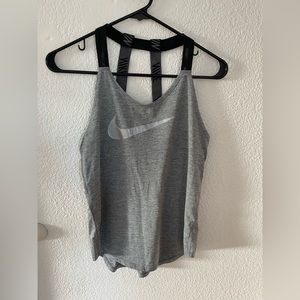 Nike workout tank with unique back